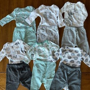 0-3 month outfit/ bodysuit and pants/ Target Cloud Island bundle of 6 outfits